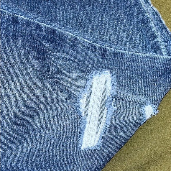 Old Navy Women's Jeans - Distressed Mid-rise Power Slim Straicht - Picture 3 of 6